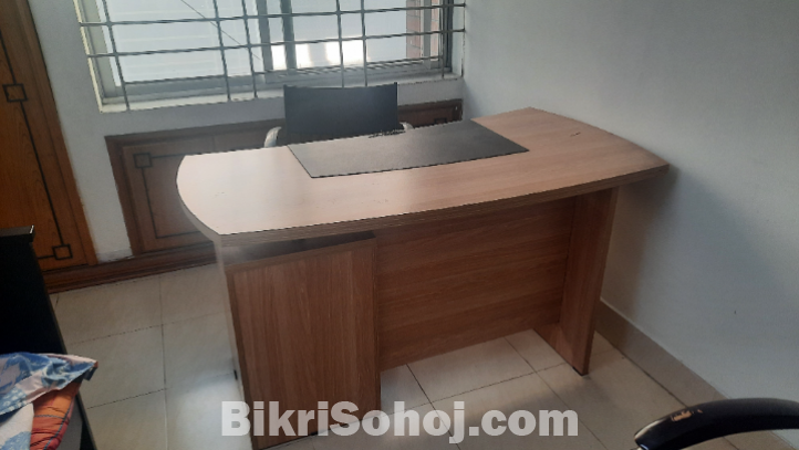 Office table with chair